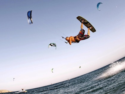 Kitesurfing in Cherkassy.